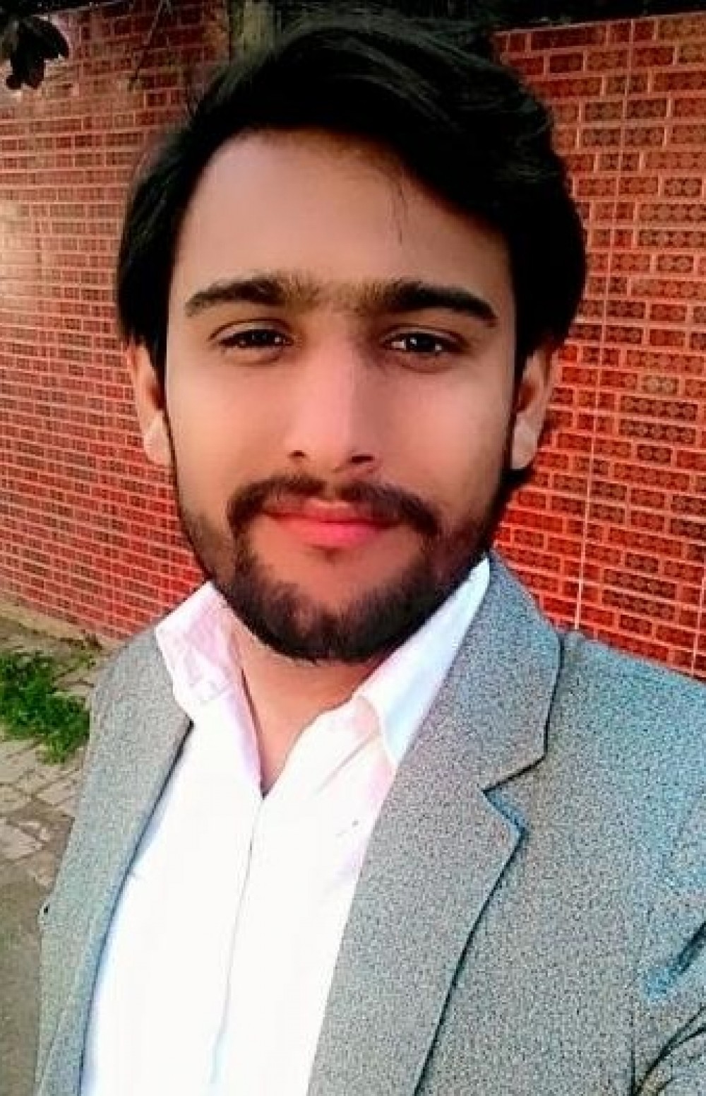 Realestate AgentShoukat  Waleed Estate  Dealer Sargodha