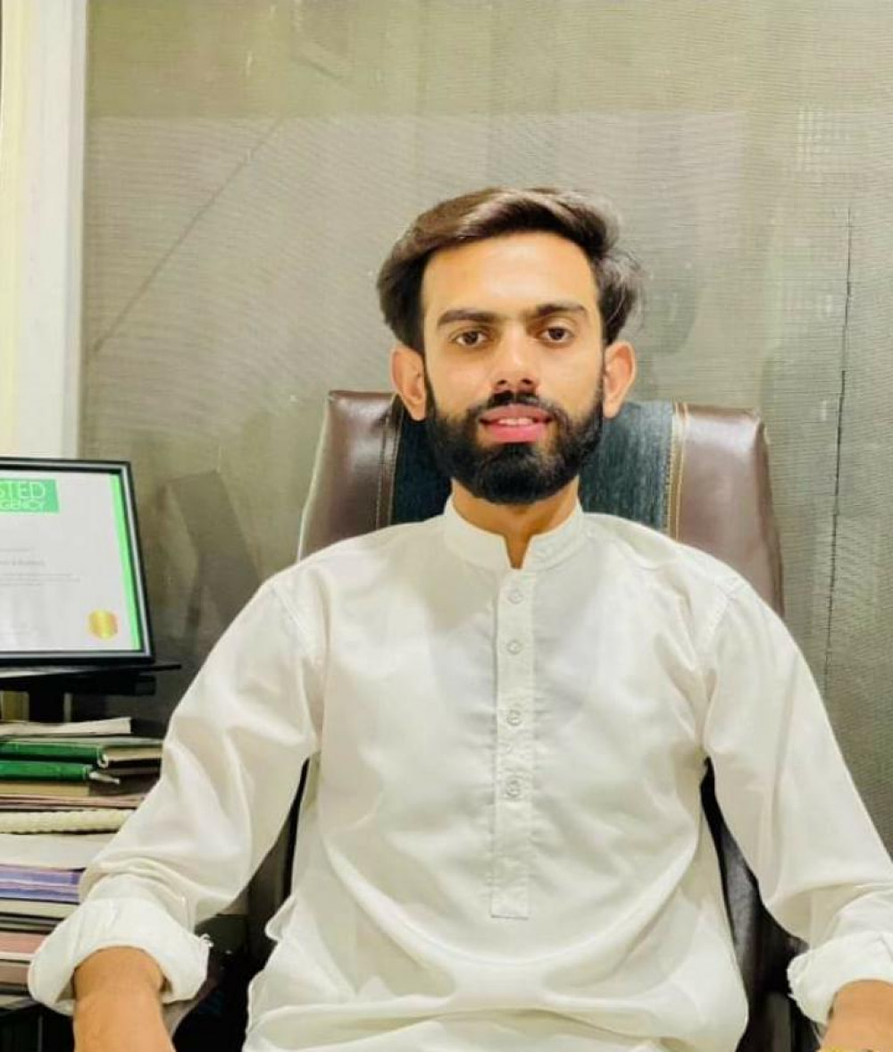 Realestate AgentZunair Chaudhry  Lahore Property Channel  Lahore