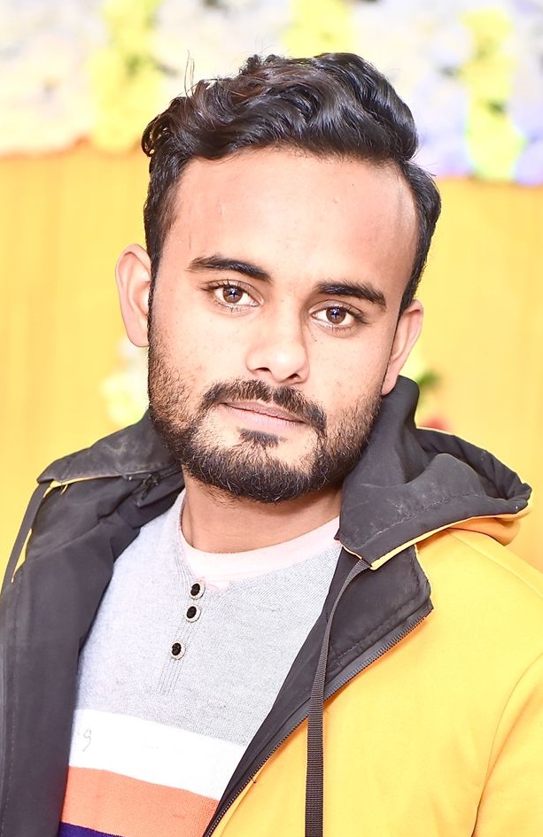 Realestate AgentMuhammad Ikram Mirza  New Bismillah Property Center Sargodha