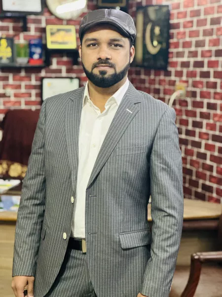 Realestate Agent Muhammad Hamza  Smart Way Property Consultant Sargodha