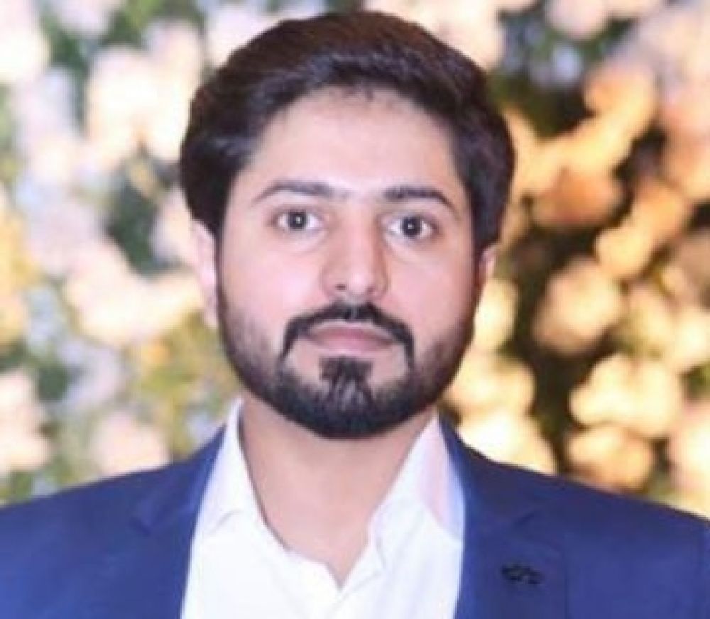 Realestate AgentNuman Zulfiqar   HOTLINE ASSOCIATES  Lahore