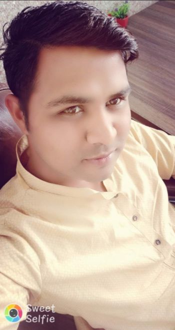 Realestate AgentSadaqat  The One Group Real Estate  Lahore
