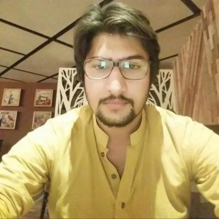 Realestate AgentZohaib Iqbal  Future House Real Estate Lahore