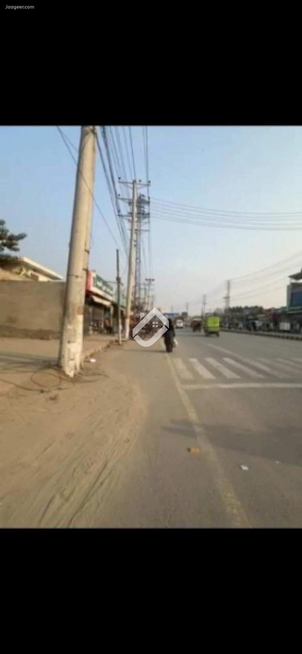1 Kanal Building For Rent In University Road