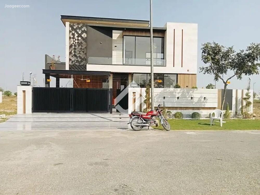 1 Kanal Double Storey House For Sale In DHA Phase 7 Block-Q in DHA Phase 7, Lahore