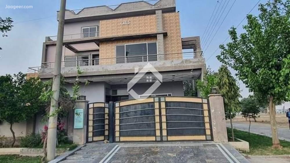 View  1 Kanal Double Storey House For Sale In Engineering Town in Engineering Town, Lahore