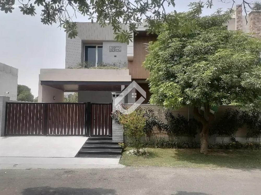 1 Kanal Double Storey Stunnig House For Sale In WAPDA City , Canal Expressway