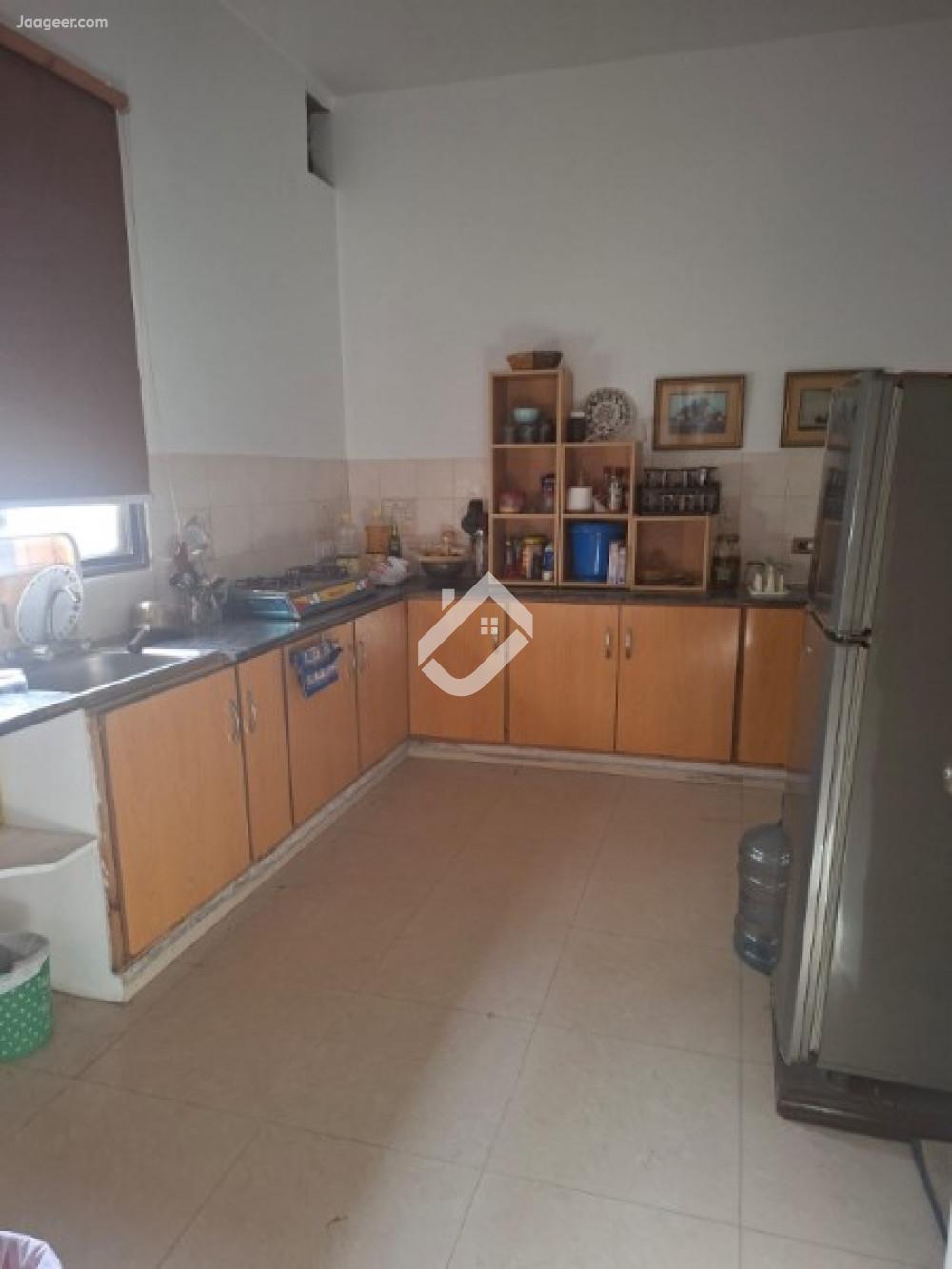 1 Kanal House For Sale In Model Town