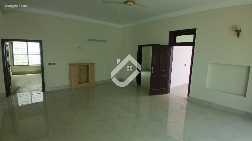 1 Kanal Upper Portion House For Rent In Umar Park 