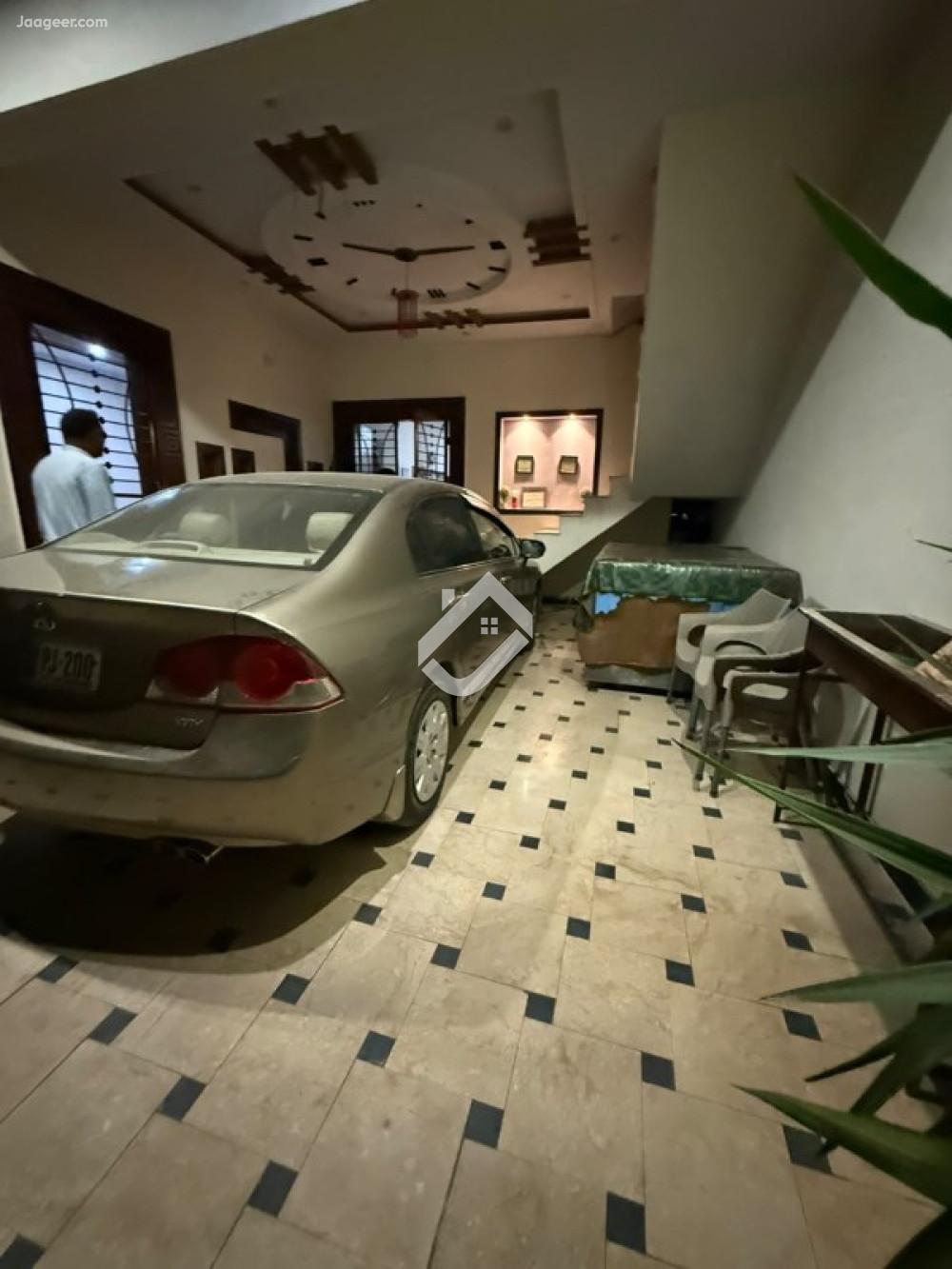 10 Marla 1.5 Storey House For Sale In Gulshan Abad 