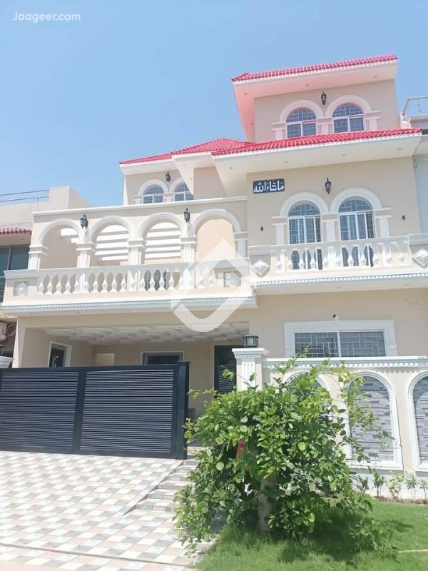 Main image 10 Marla Brand New House For Sale In Wapda Town Phase 1 --