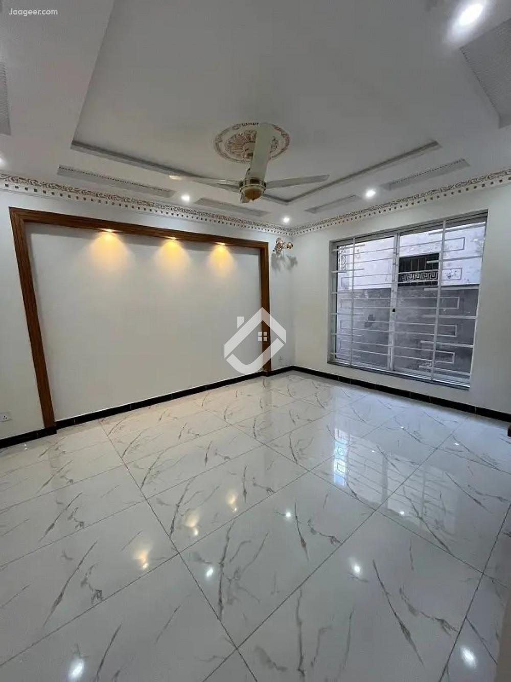 10 Marla Upper Portion For Rent In Architect Society