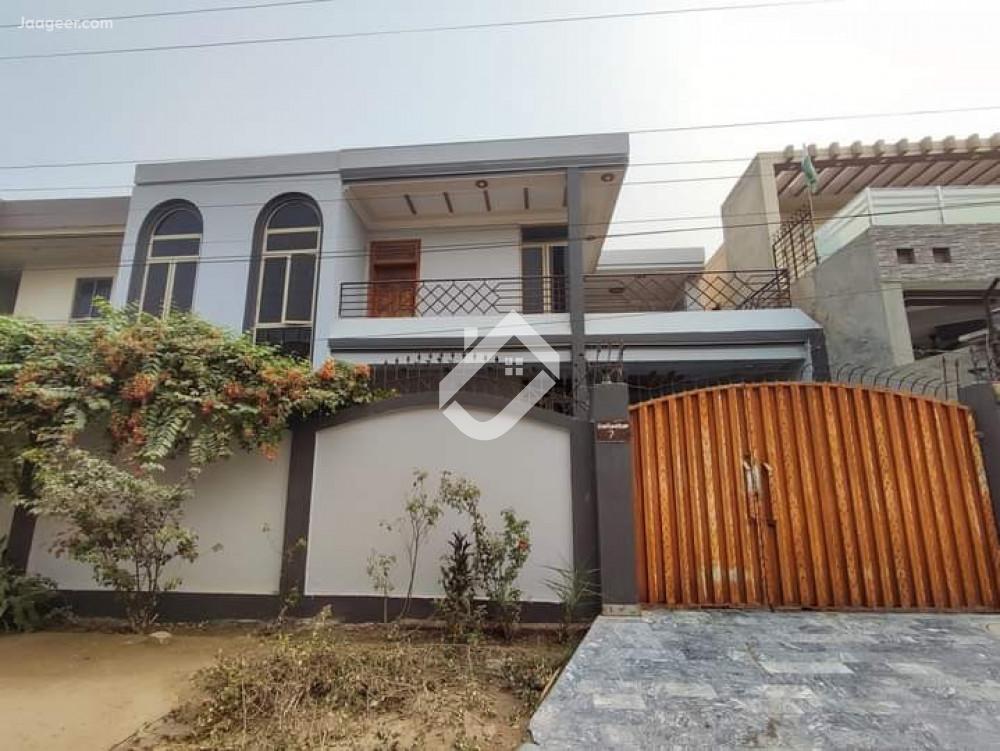View  10 Marla Double Storey House For Rent In Shalimar Colony St.No 08 in Shalimar Colony, Multan