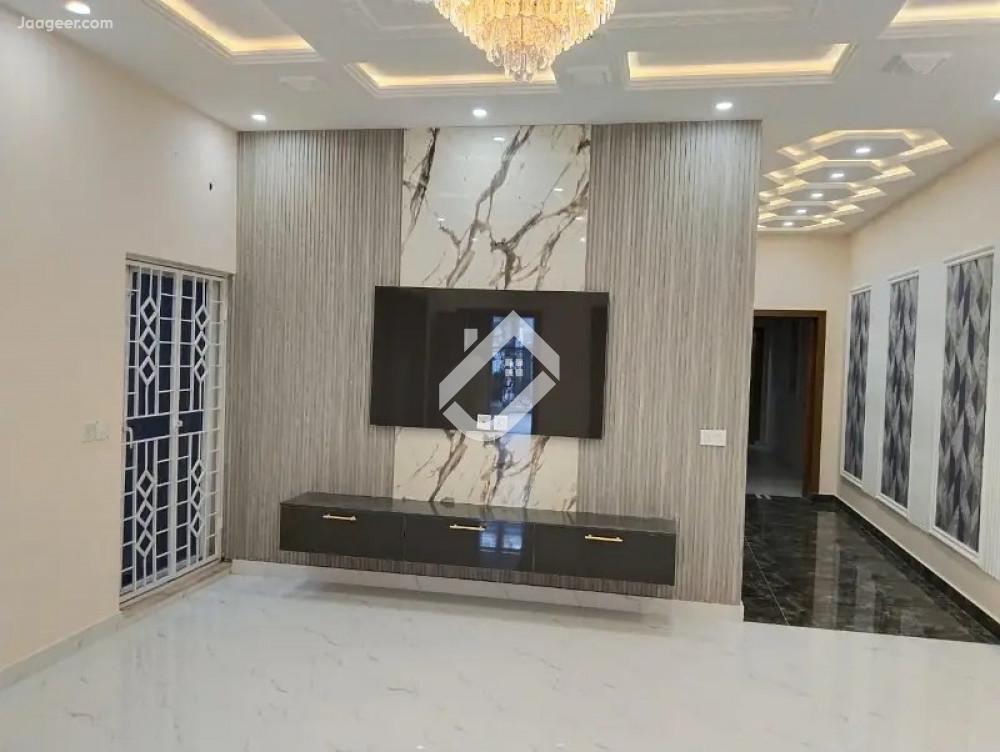 10 Marla Double Storey House For Sale In Architect Society, Nearest To Johar Town