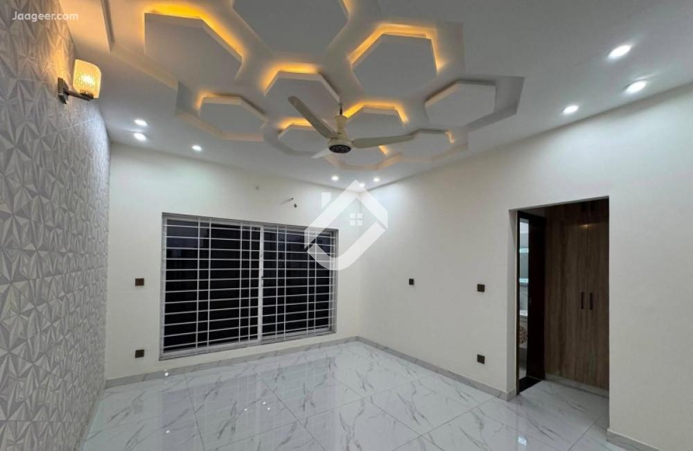 10 Marla Double Storey House For Sale In Bahria Town 