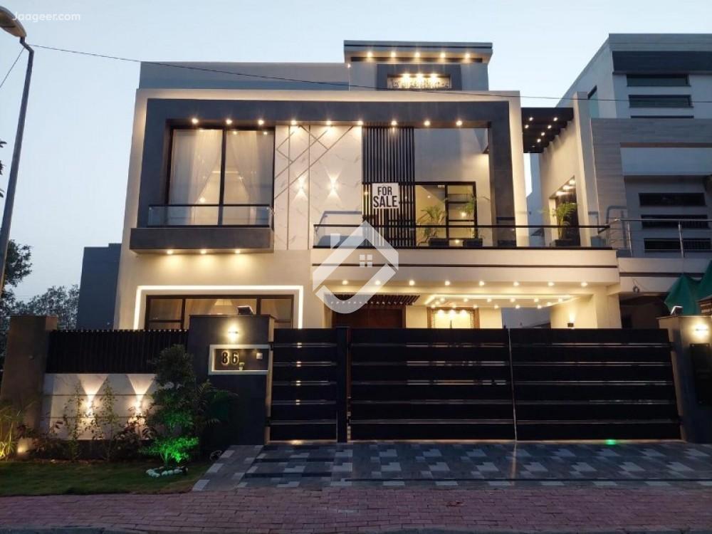 10 Marla Double Storey House For Sale In Bahria Town   in Bahria Town, Lahore