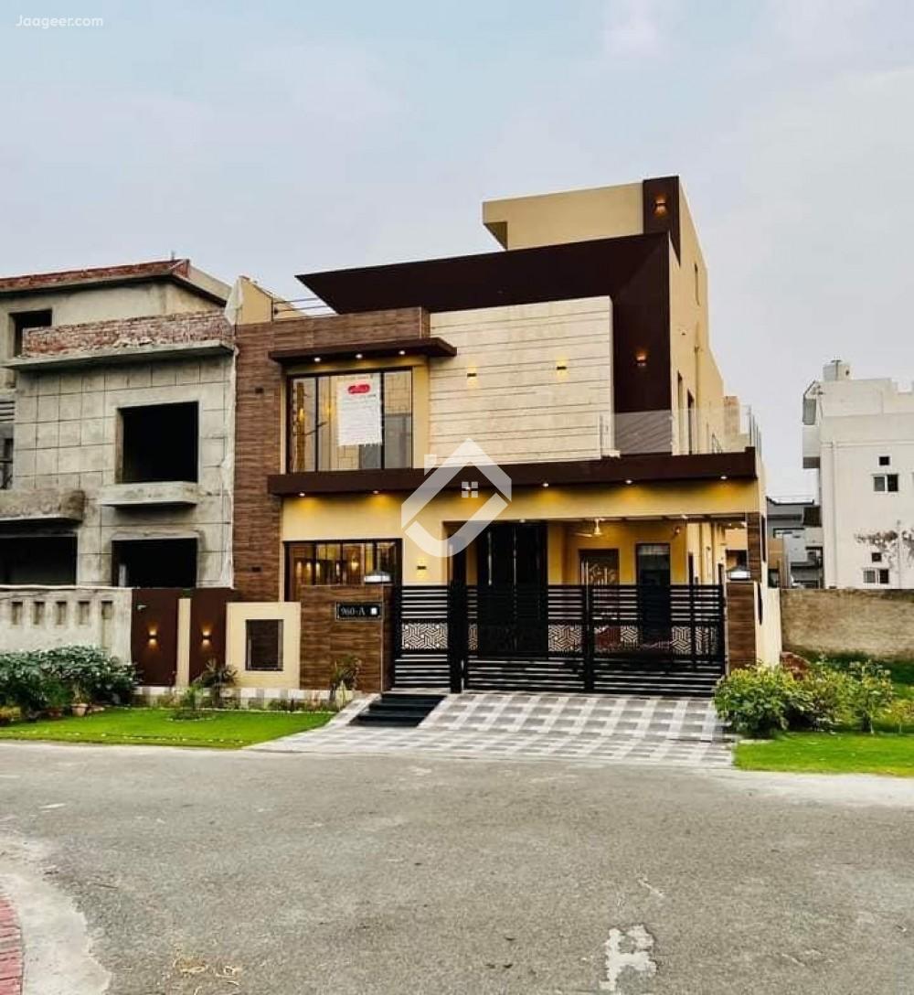 View  10 Marla Double Storey House For Sale In Central Park Main Ferozpur Road  in Central Park, Lahore