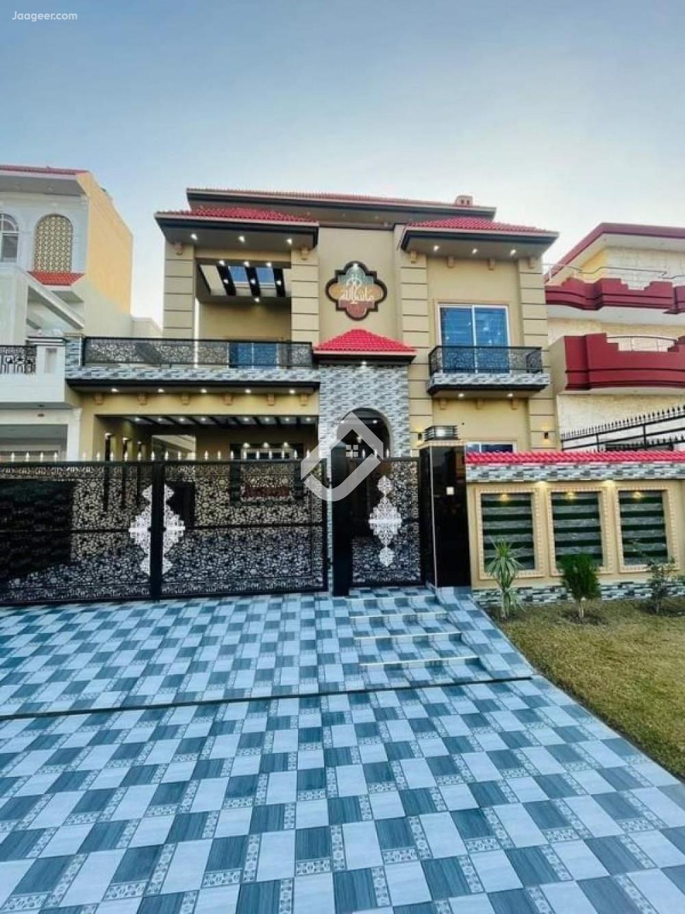 10 Marla Double Storey House For Sale In Central Park Main Ferozpur Road  in Central Park, Lahore