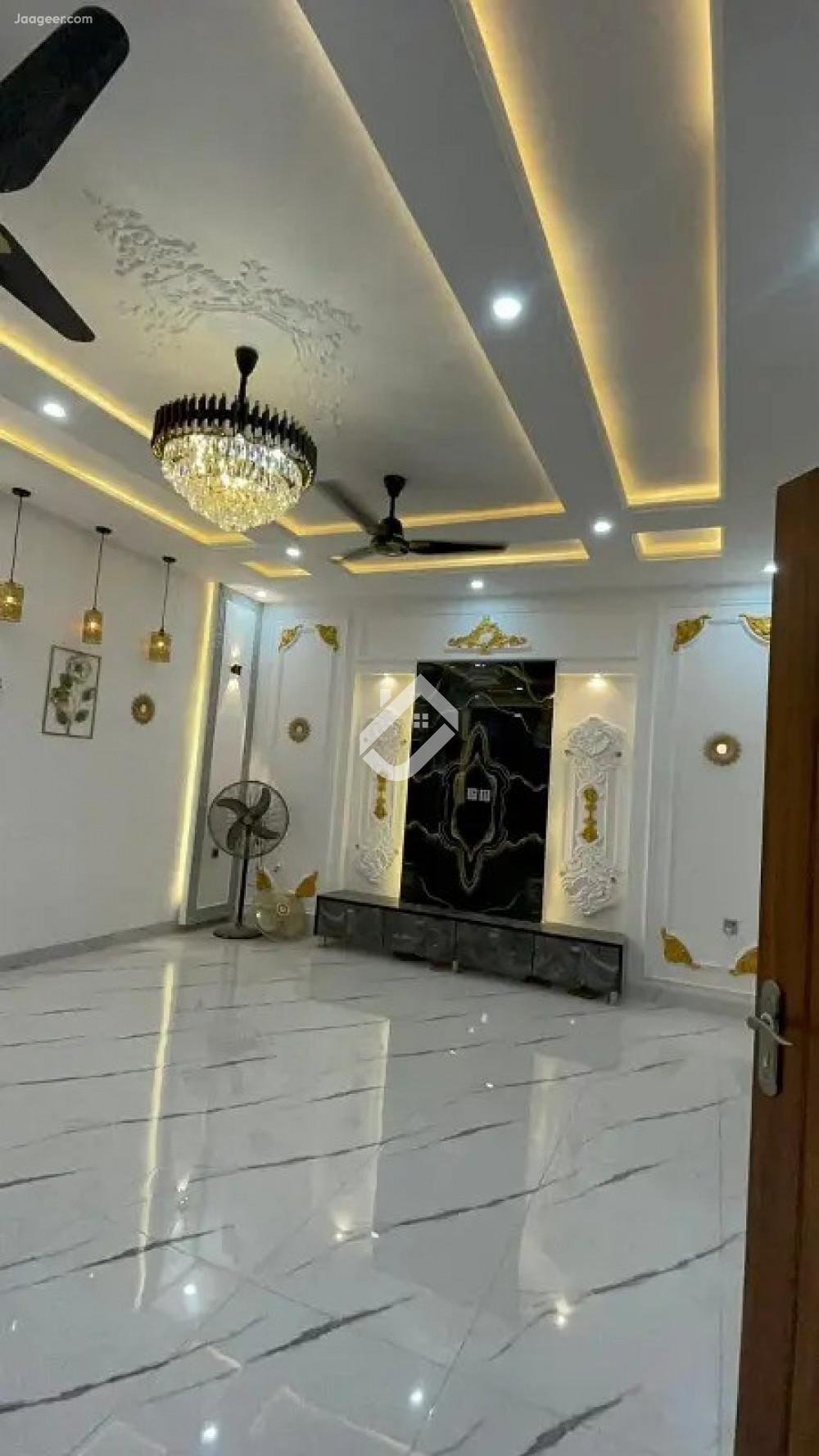 10 Marla Double Storey House For Sale In Diamond City