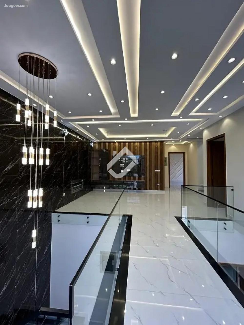 10 Marla Double Storey House For Sale In Wapda Town 