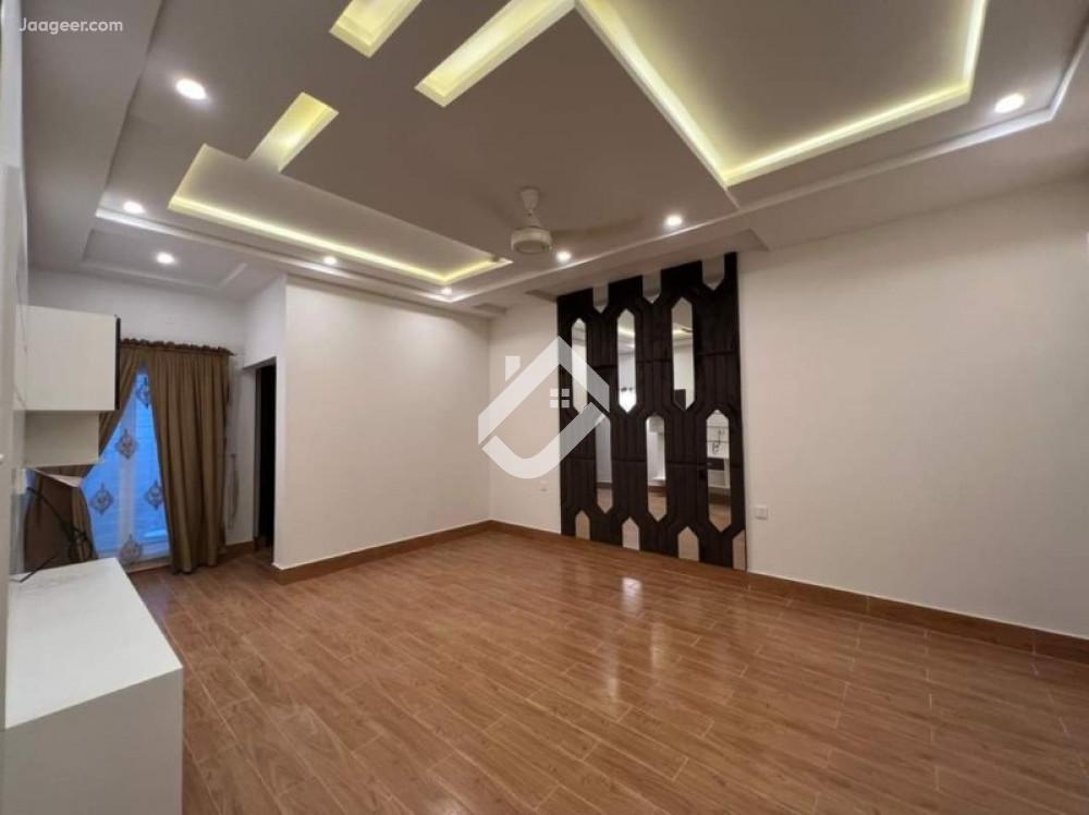 10 Marla Double Storey House For Sale On Faisalabad Road