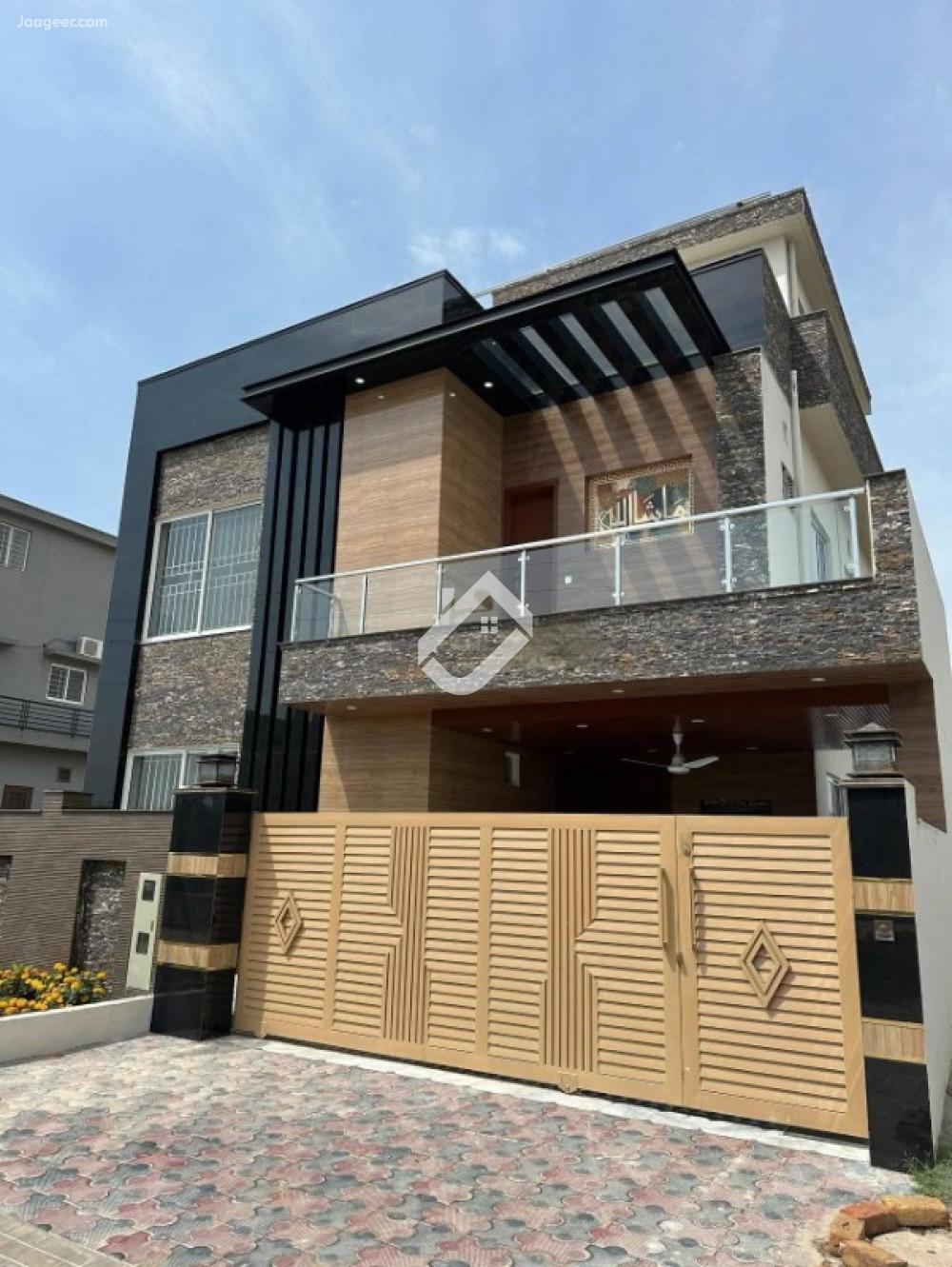 10 Marla Double Unit House For Sale In Bahria Town Phase-8  