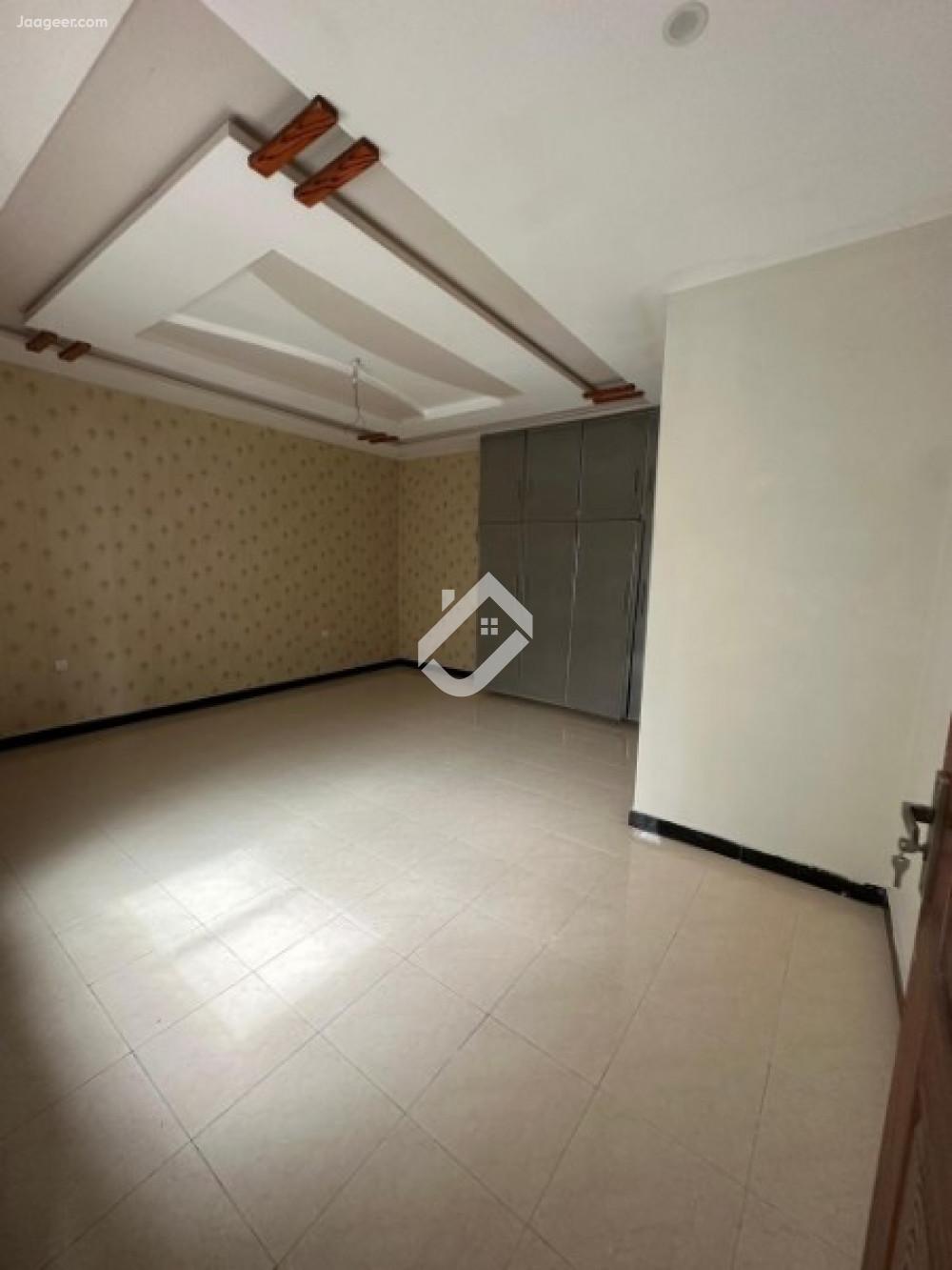Main image 10 Marla House For Rent In Muhafiz Town Faisalabad road 