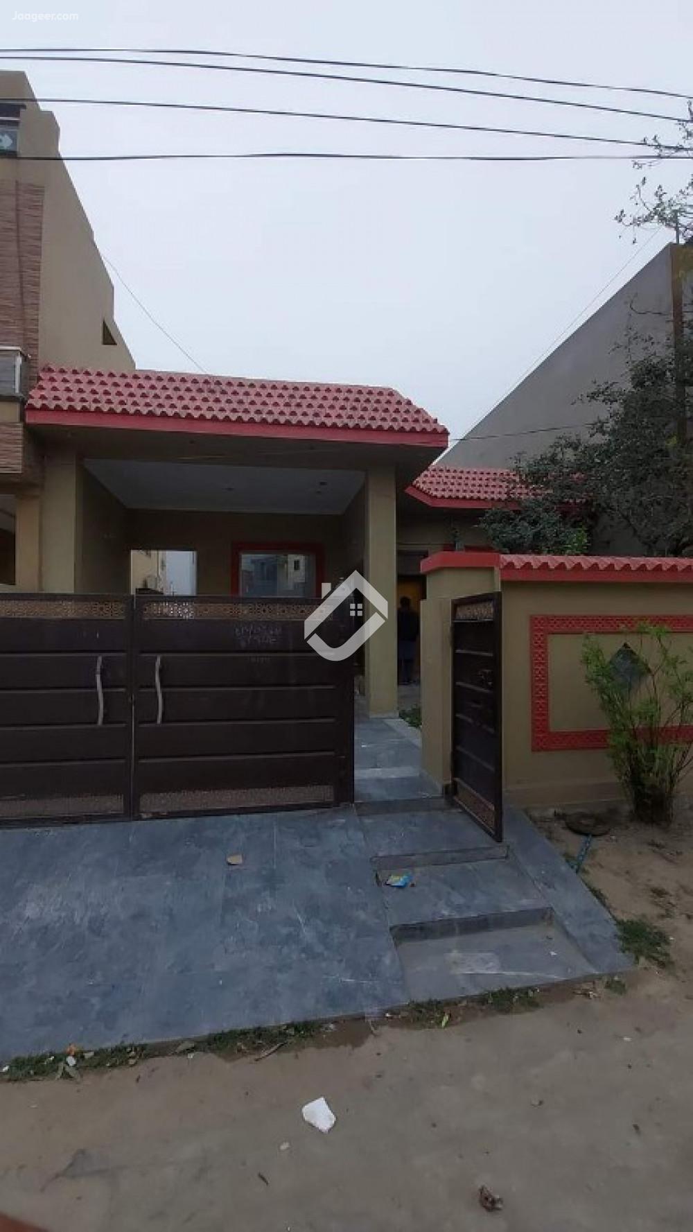 View  10 Marla House For Rent In Park View City Multan Road in Park View City, Lahore