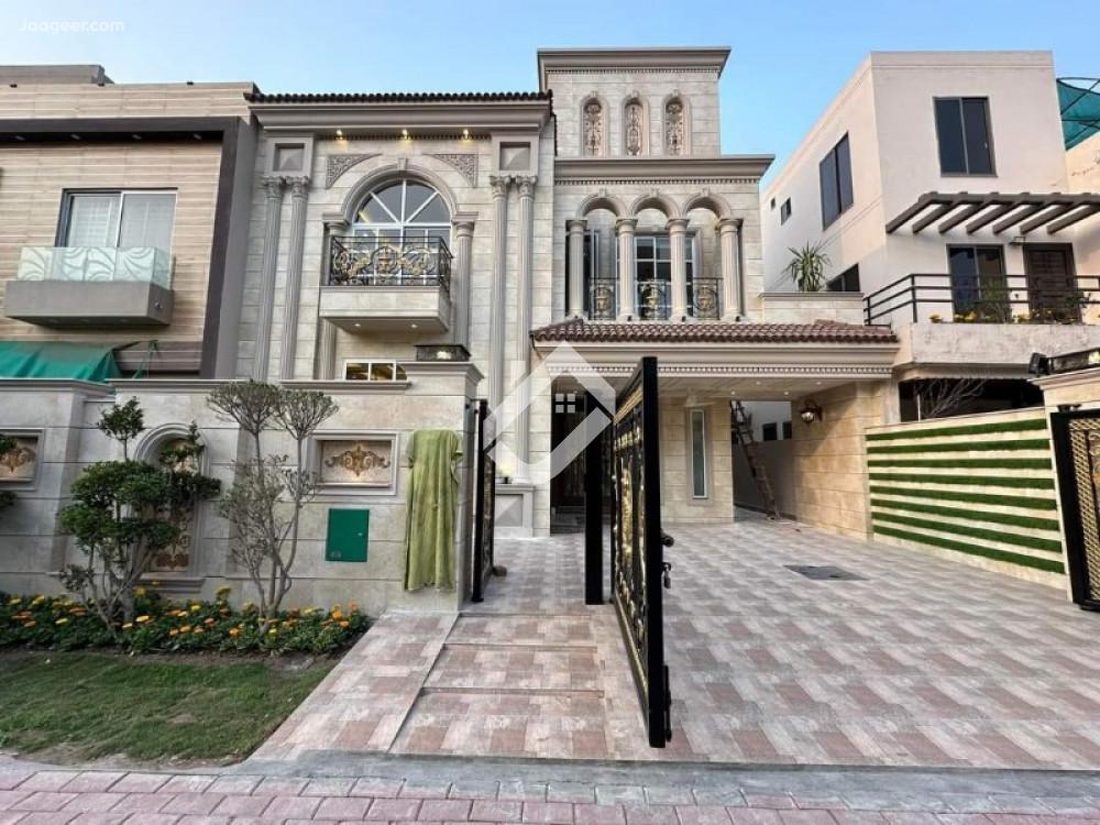 View  10 Marla House For Sale In Bahria Town in Bahria Town, Lahore
