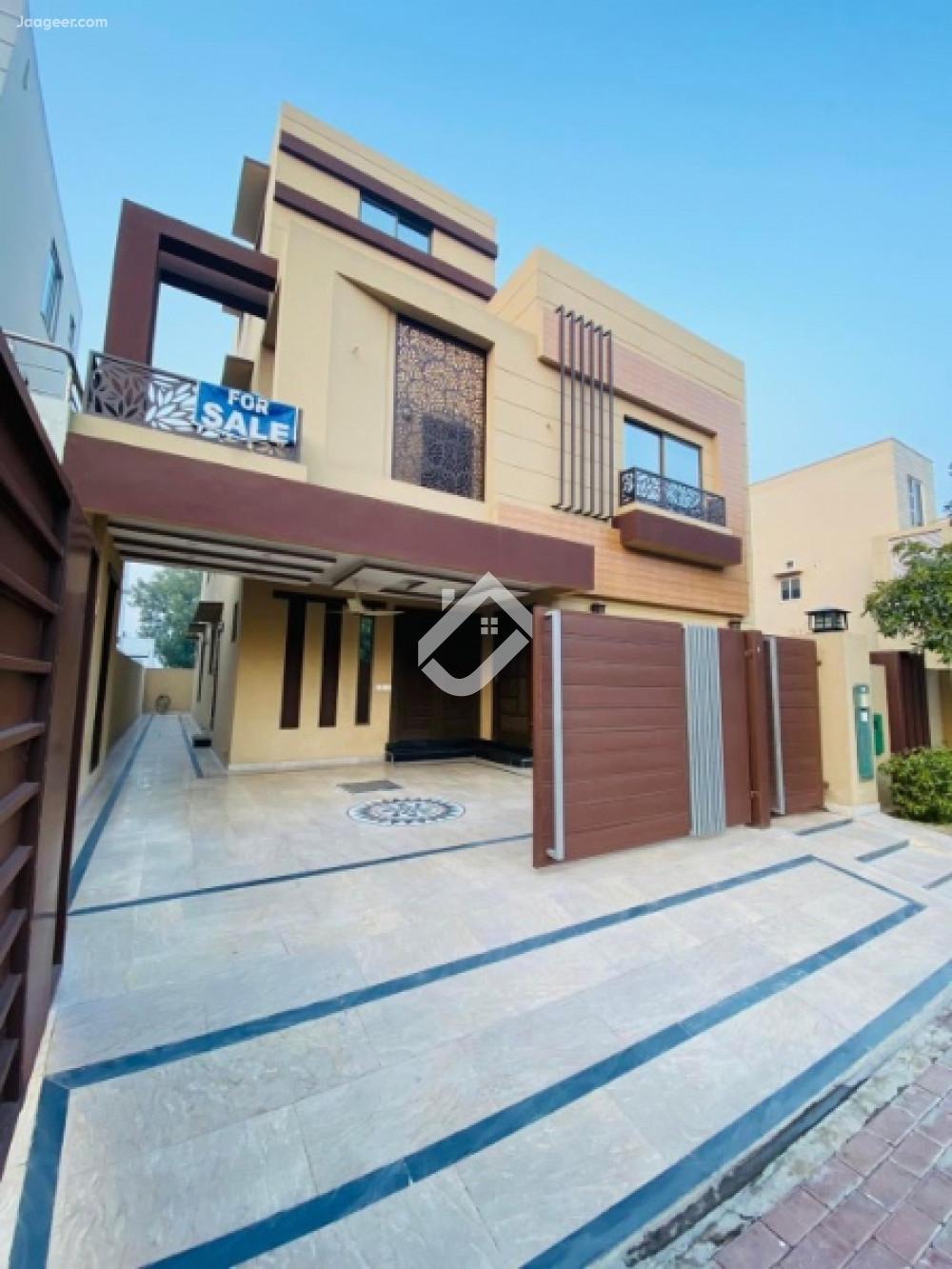 View  10  Marla House For Sale In Bahria Town Sector E  in Bahria Town, Lahore