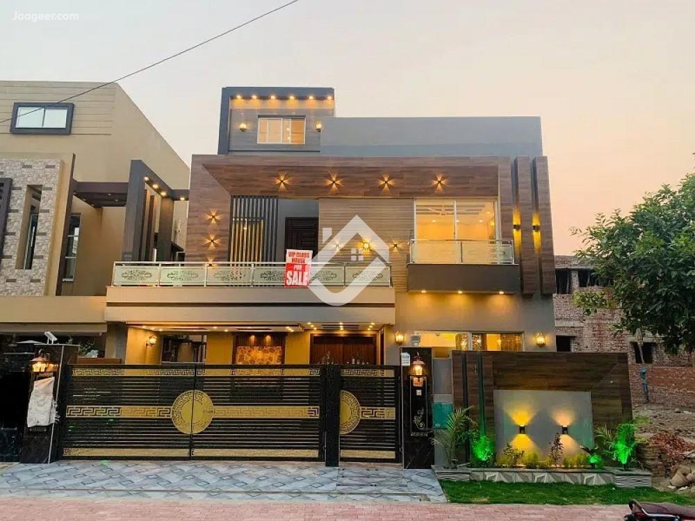 View  10 Marla House For Sale In Bahria Town Overseas B Block in Bahria Town, Lahore
