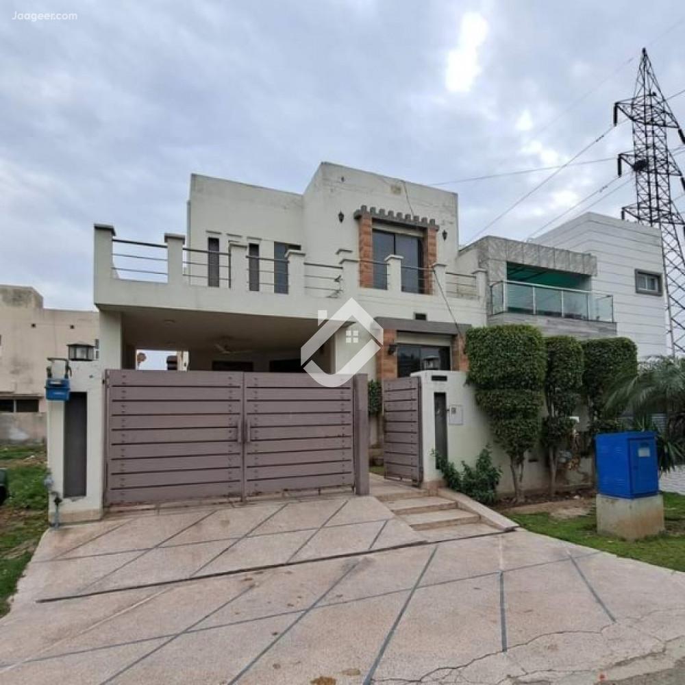 10 Marla House For Sale In DHA Phase 8 in DHA Phase 8, Lahore