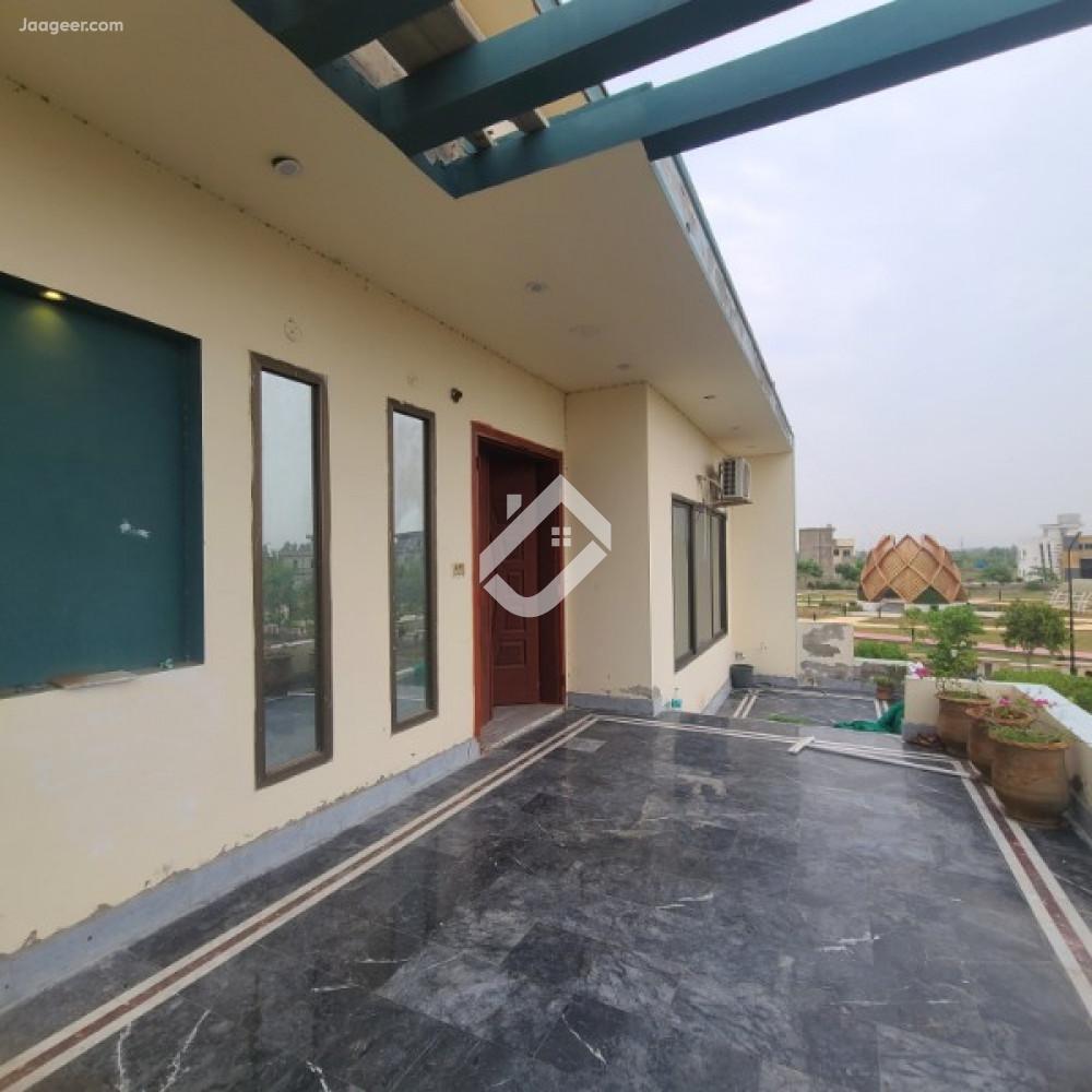 10 Marla House For Sale In Saremco Garden