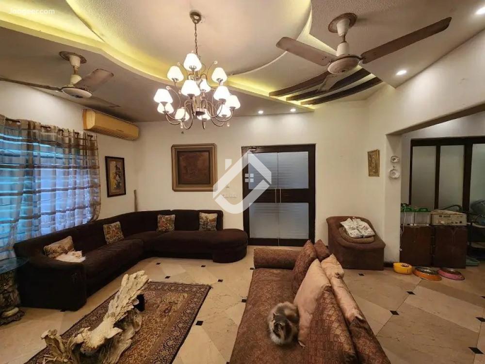 10 Marla House For Sale In Punjab Cooperative Housing Society 