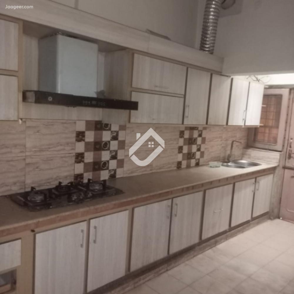 10 Marla Lower Portion For Rent In Khayaban E Sadiq University Road