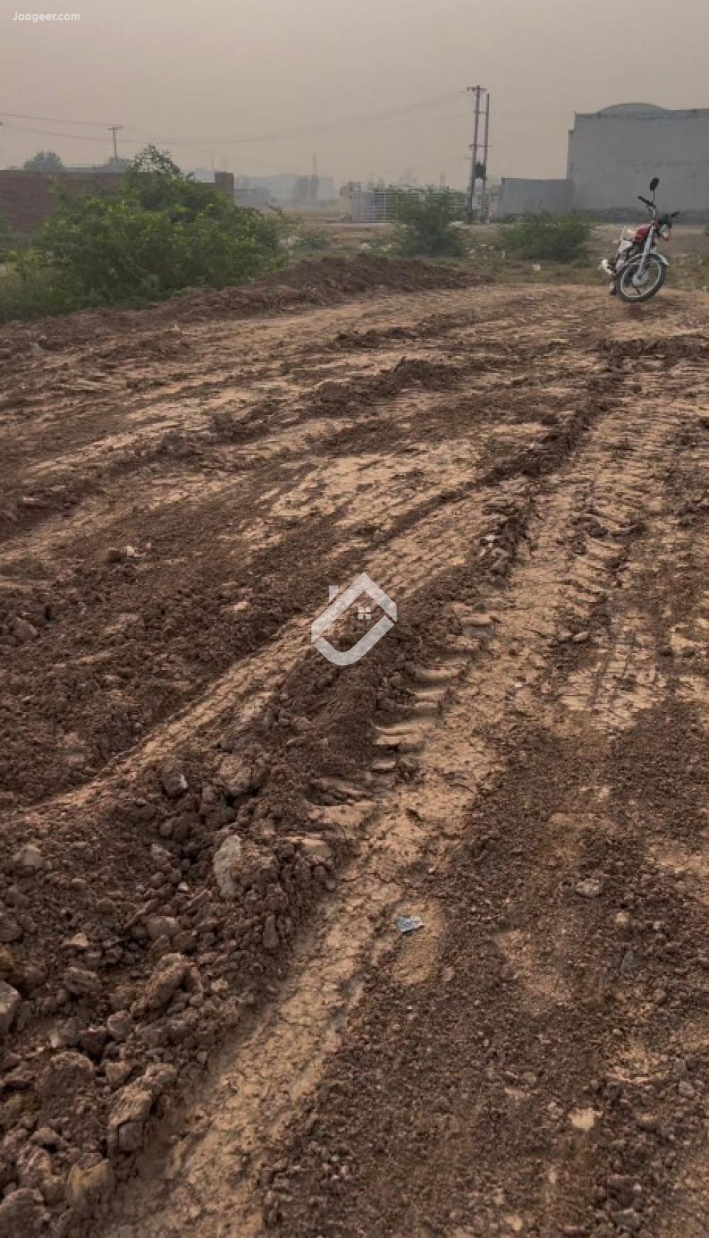 10 Marla Residential Plot For Sale In Main Mall Road 