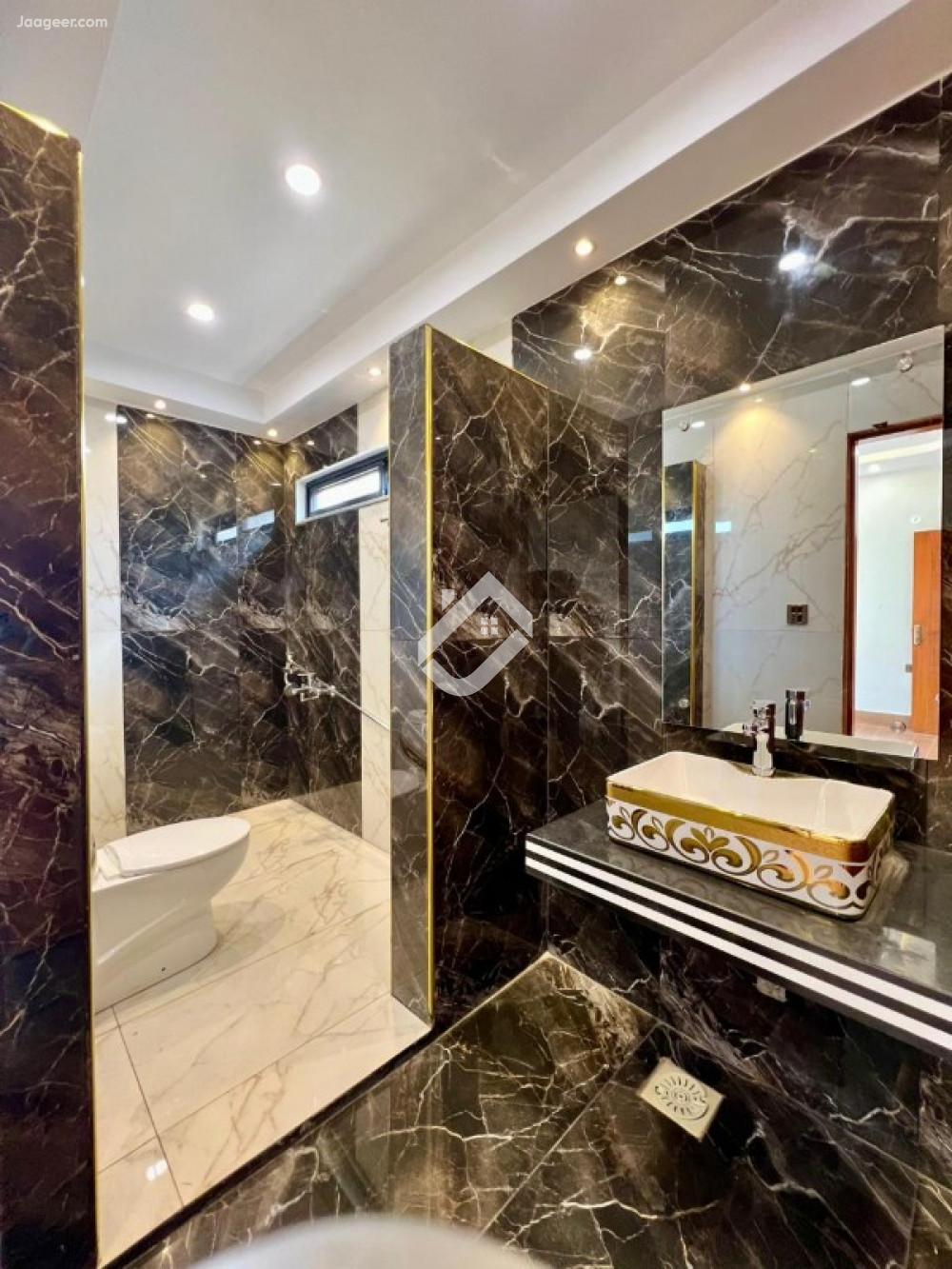 10 Marla Triple Storey House For Sale In Buch Executive Villas 