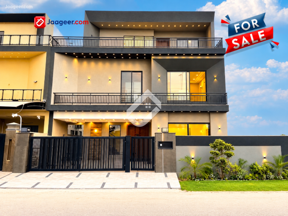 10 Marla Triple Storey Stunning House For Sale In Buch Villas 