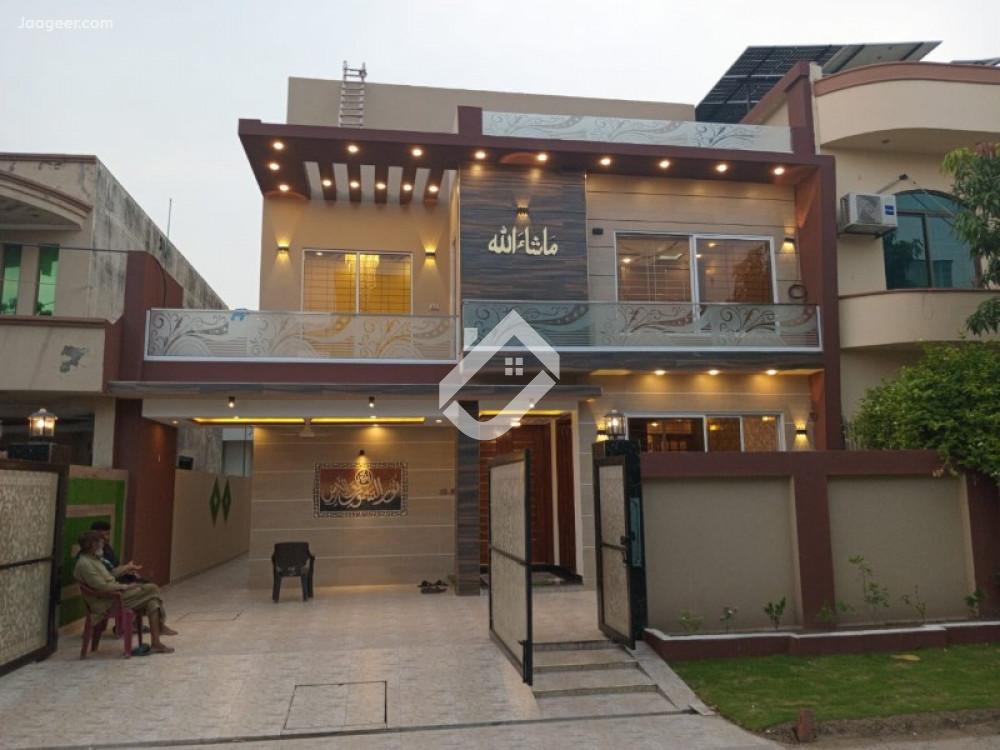 10 Marla Triple Storey House For Sale In Wapda Town Phase 1  in Wapda Town, Lahore