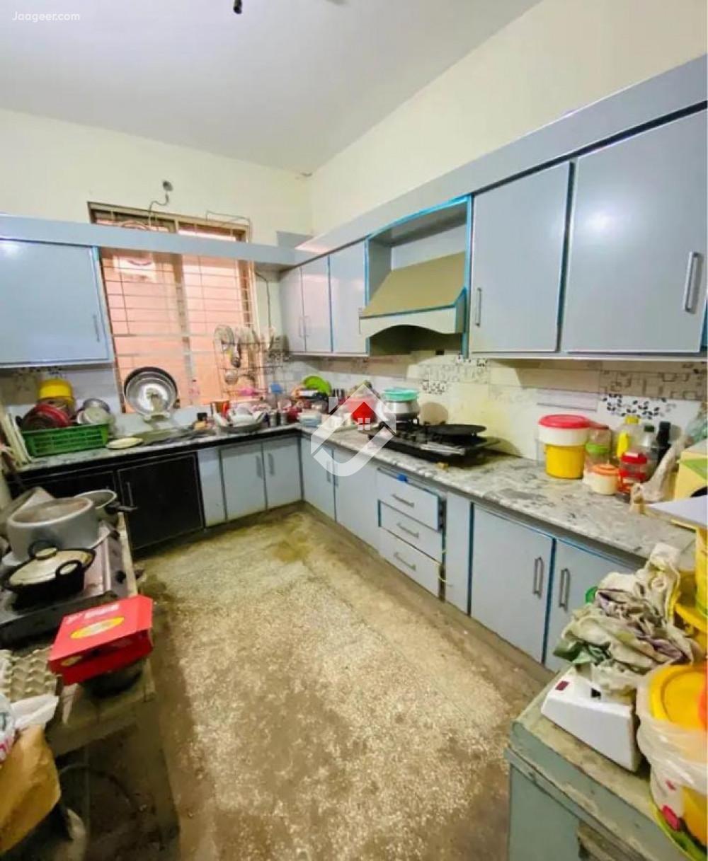 10 Marla Upper Portion House For Rent In Queens Road Nearest To MacDonald's