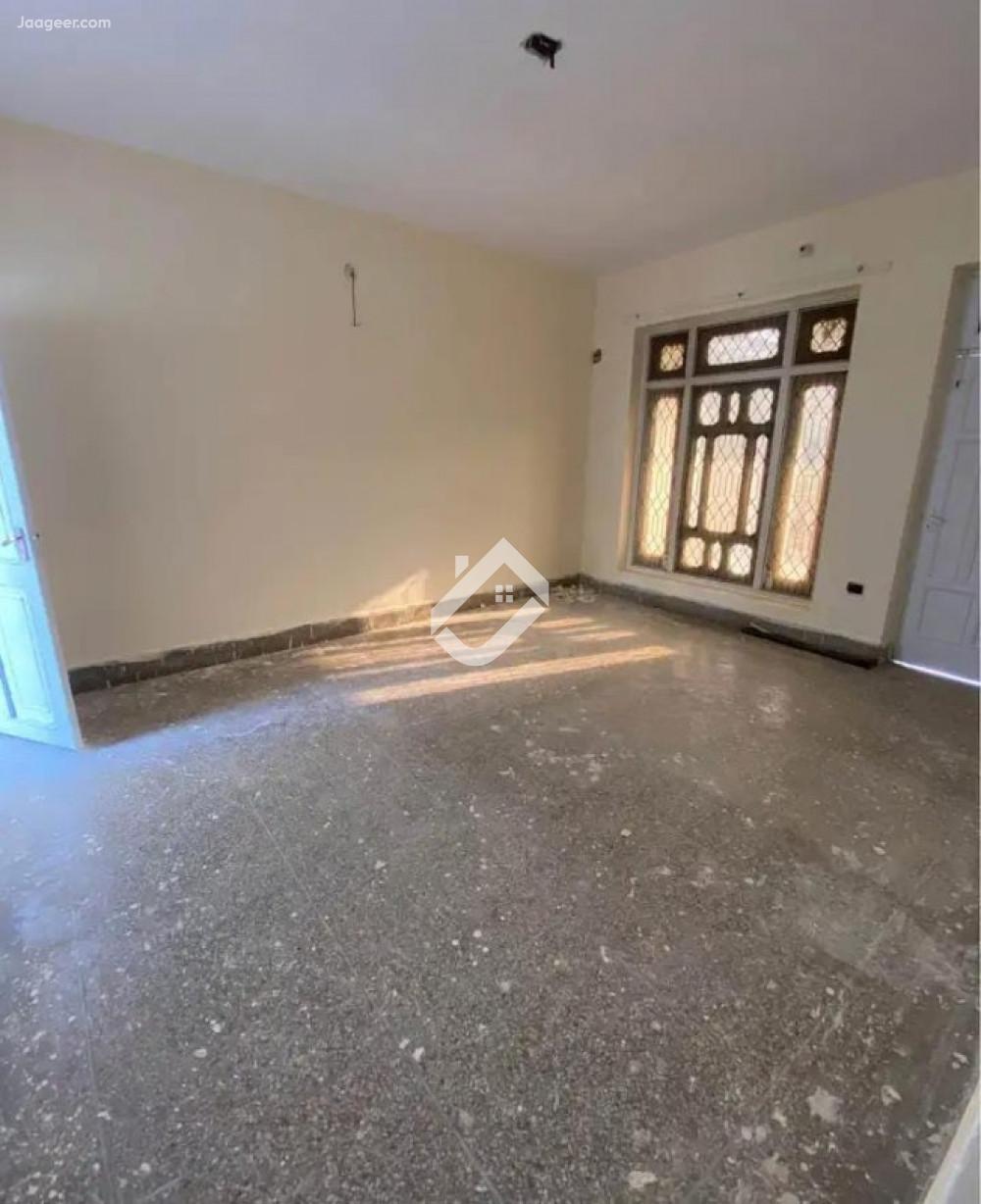 10 Marla Upper Portion House For Rent In Queens Road 