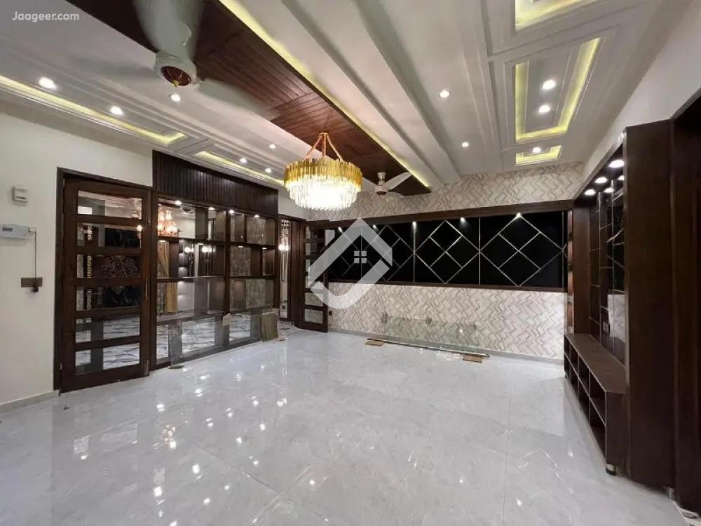 12 Marla Double Storey House For Rent In Johar Town