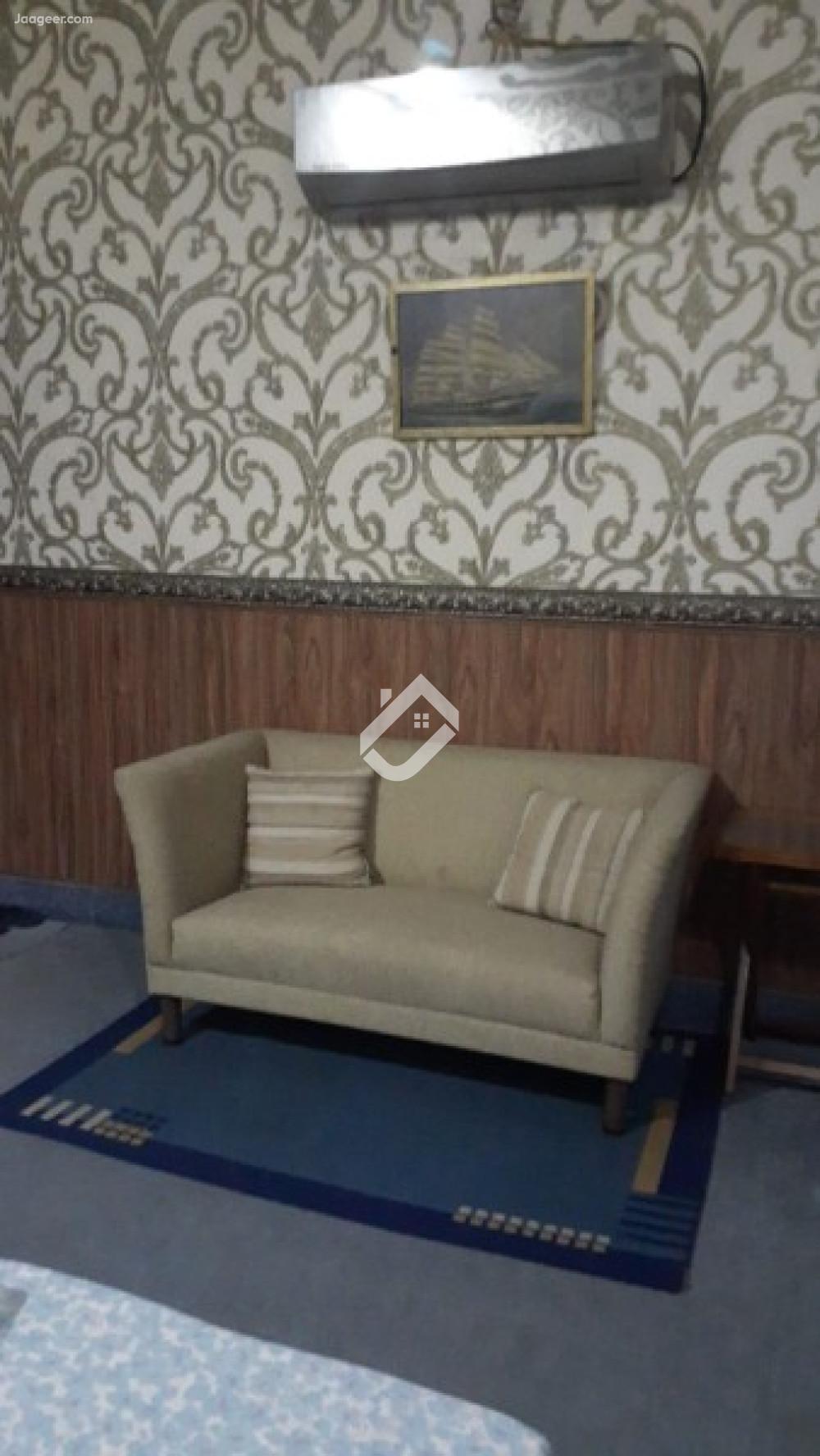 12 Marla House For Sale In Queen Road