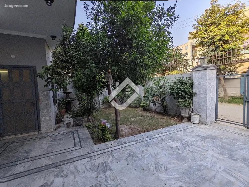 12 Marla Lower Portion For Rent In Johar Town Phase 2 Near Lacas School
