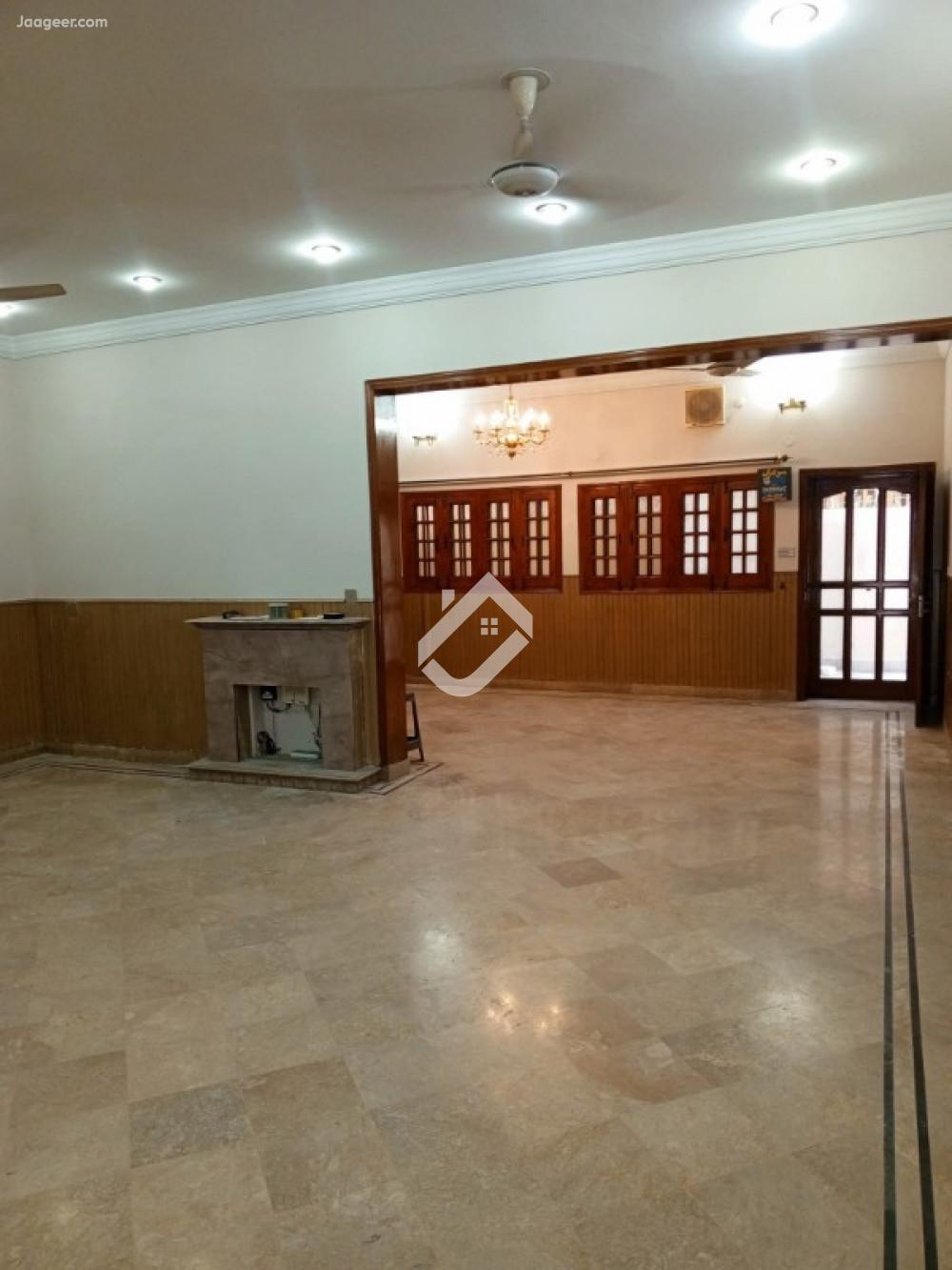 14 Marla House For Rent In G-10