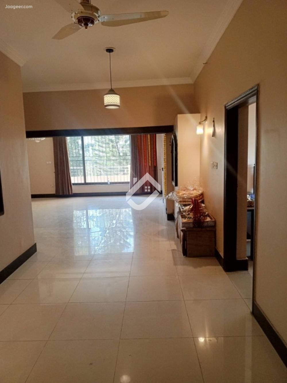 14 Marla Upper Floor House For Rent In G-9