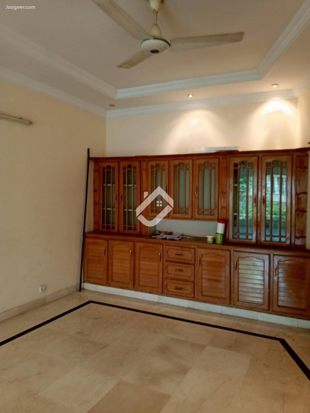 14 Marla Upper Portion House For Rent In G-10