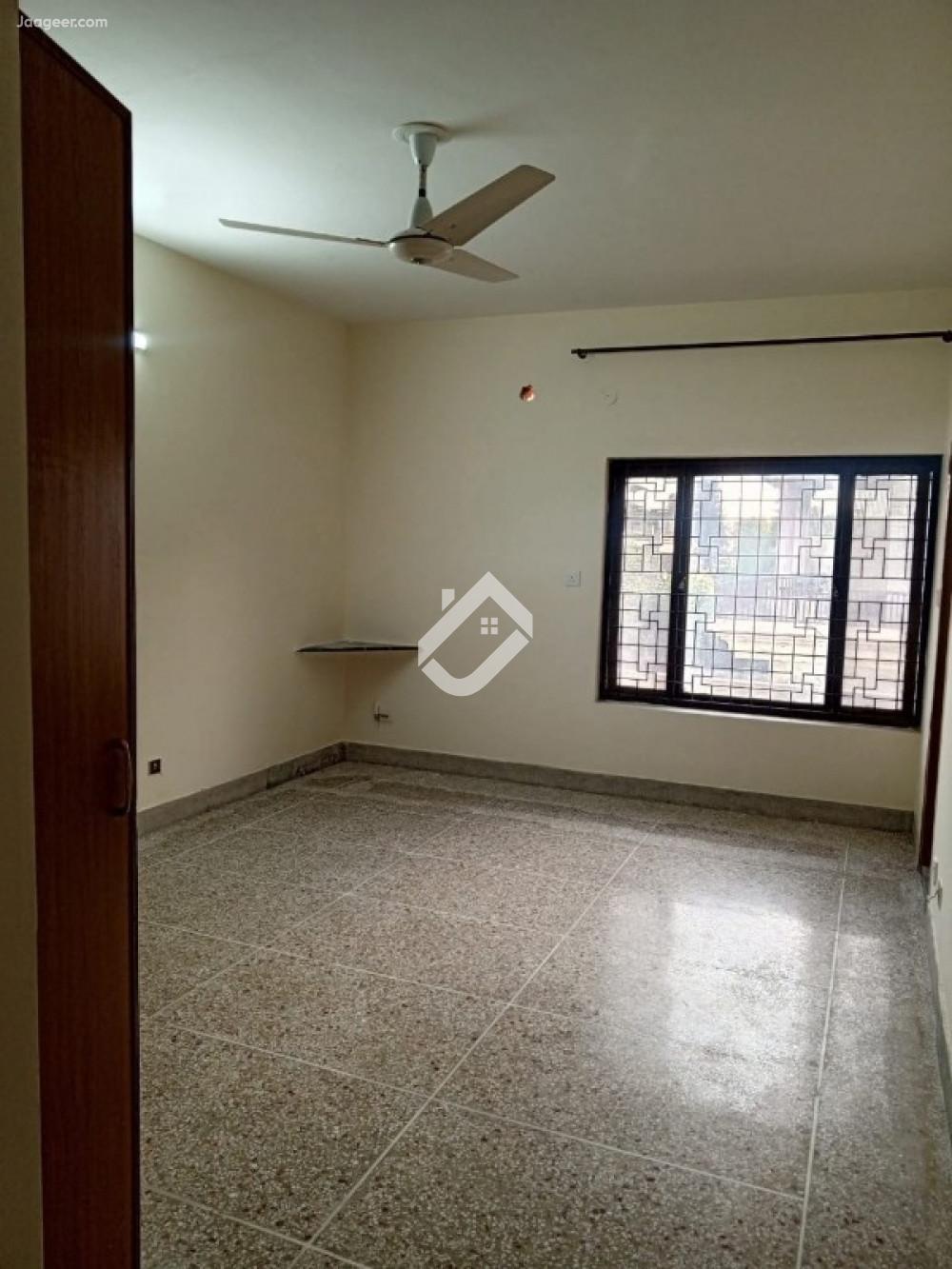 14 Marla Upper Portion House For Rent In G-9