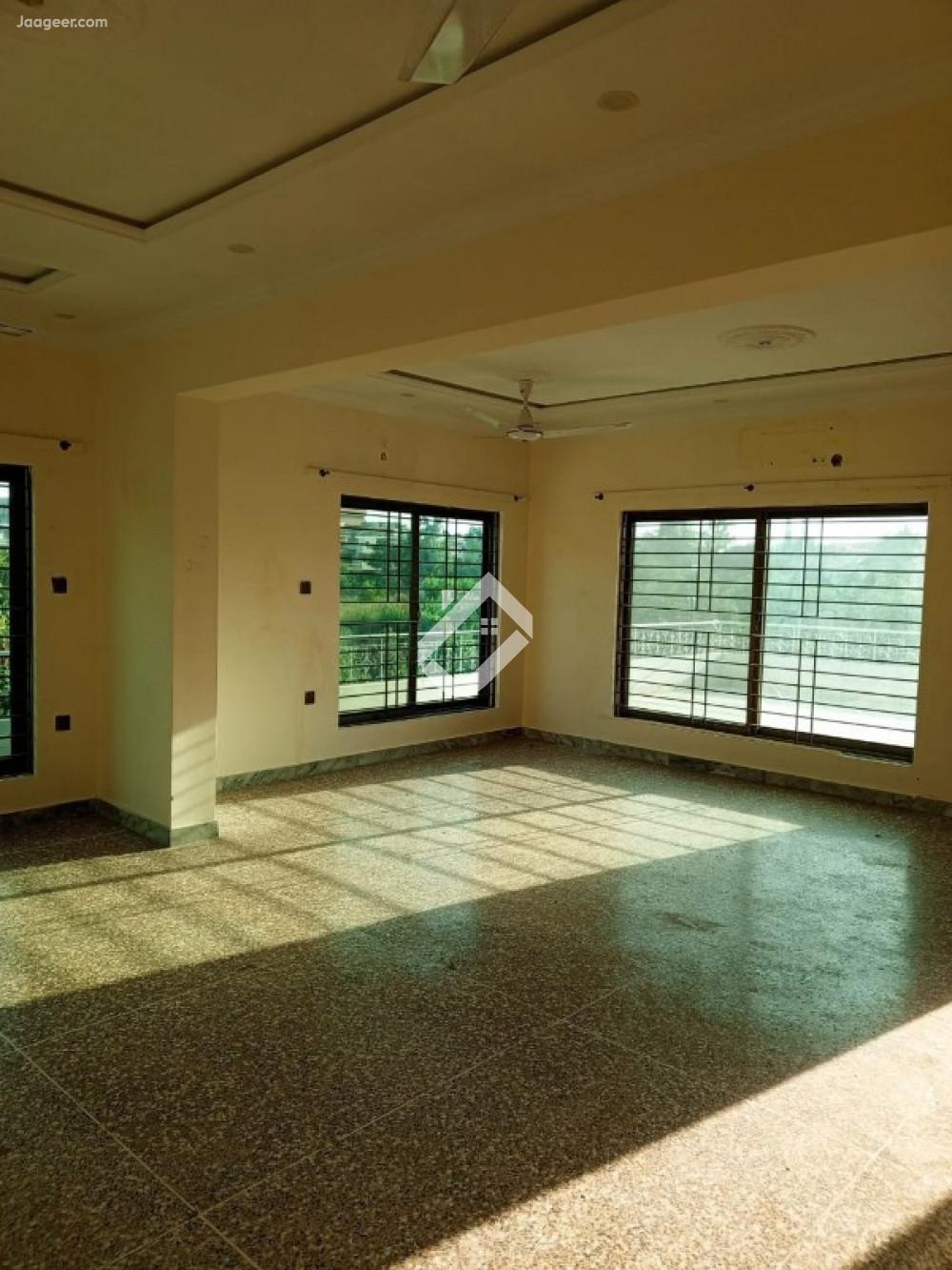 14 Marla Upper Portion House For Rent In G-9