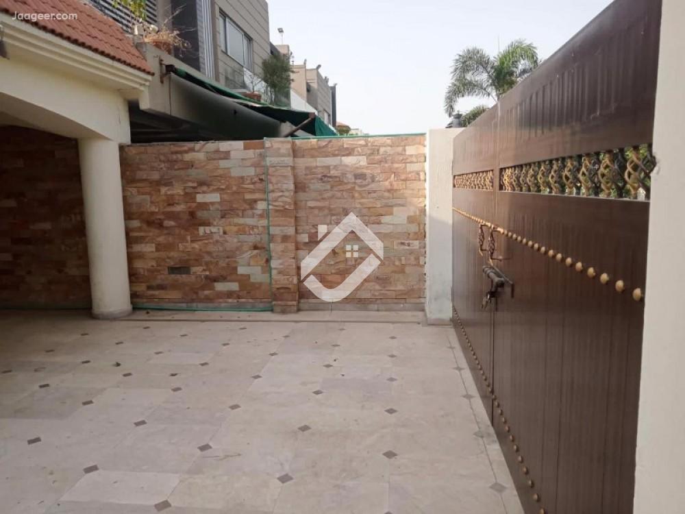 18 Marla Double Storey House For Sale In Paragon City  in Paragon City, Lahore